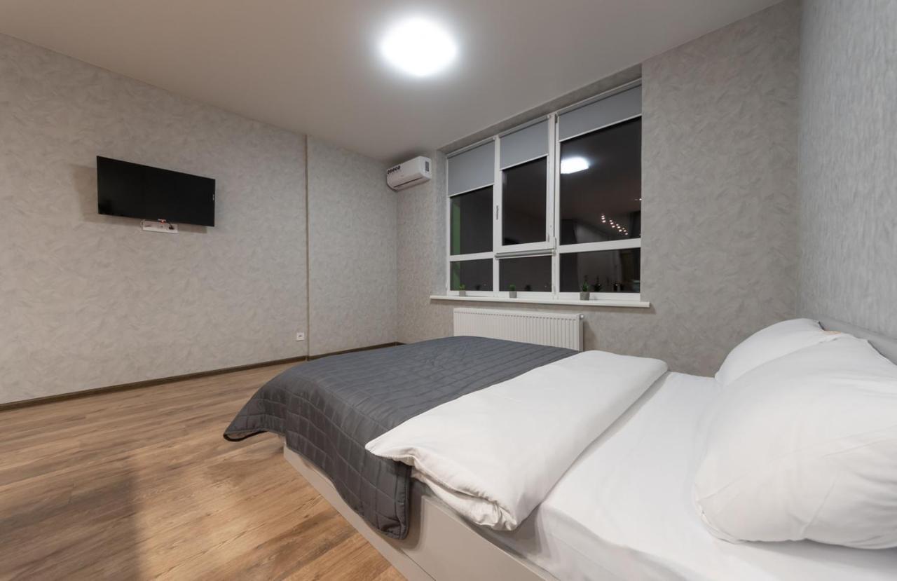 Flatrent Olympic Park, Метро Бориспільська Поруч! Kiev Bagian luar foto